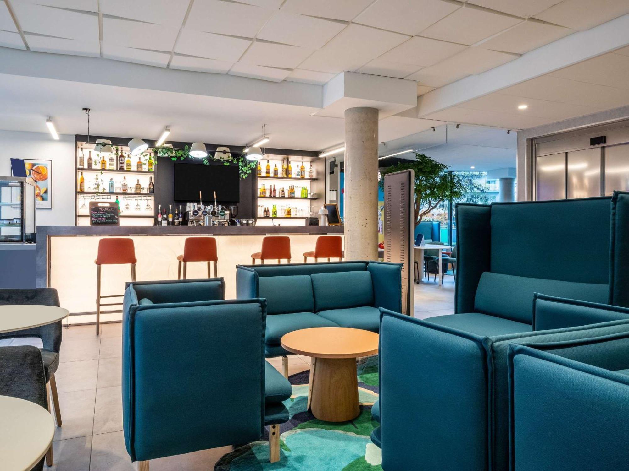 Ibis Styles Bezons Paris La Defense Hotel Exterior foto